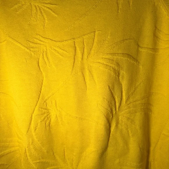 Eight Eight Eight Yellow Crew Neck Sweater - Picture 4 of 7